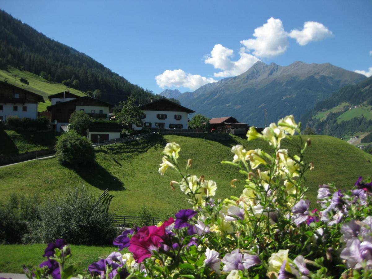 Apartamento Haus Gamskogl Neustift im Stubaital Exterior foto
