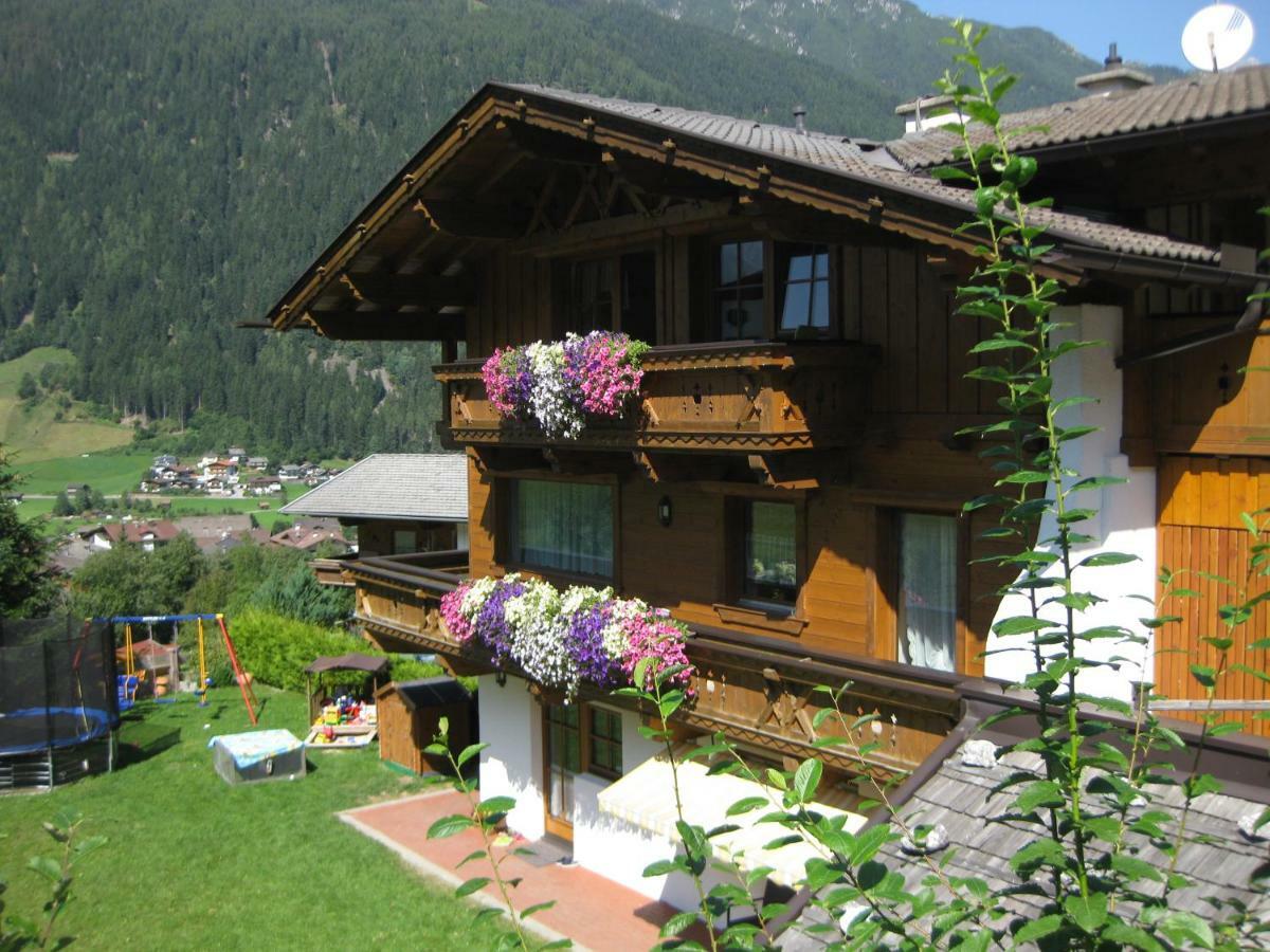 Apartamento Haus Gamskogl Neustift im Stubaital Exterior foto